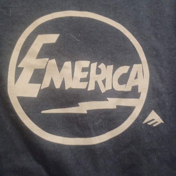 VINTAGE SINGLE STITCH EMERICA SKATEBOARD LONG SLEEVE TEE NWOT LARGE BLUE - Picture 4 of 16